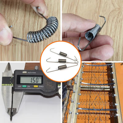 Kẹp lò xo móc cân bằng dây thép cacbon cao đường kính 1.5mm, dài 97mm để cố định treo đồ nội thất